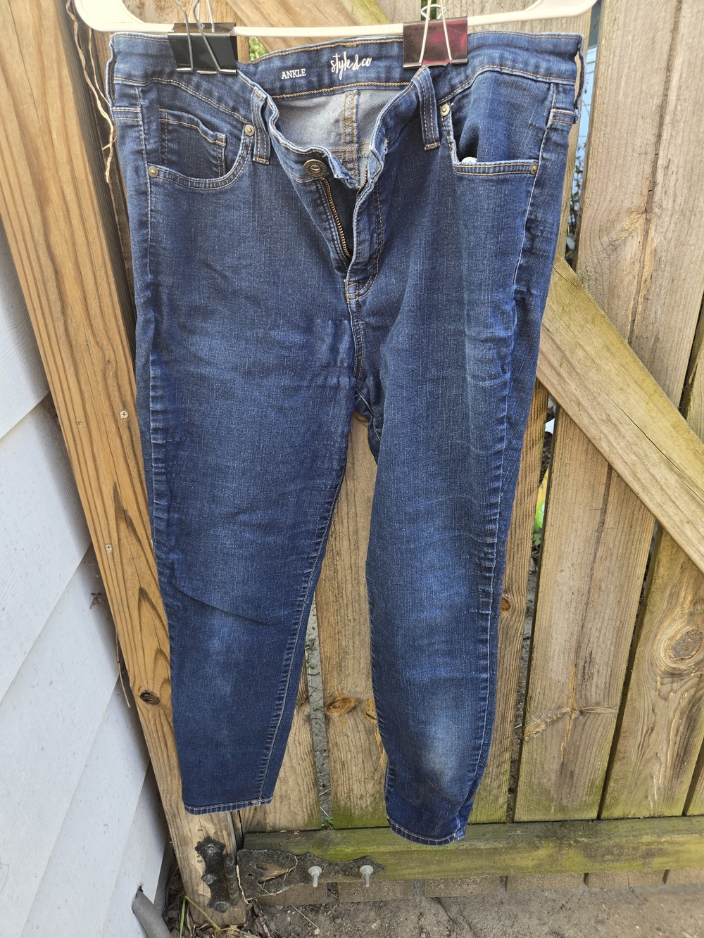 Style & Co. Dark Blue Ankle & Cropped Jeans Size 14 Womens